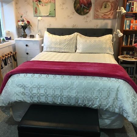 Sharyn'S B & B Dunedin Exterior photo