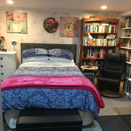 Sharyn'S B & B Dunedin Exterior photo