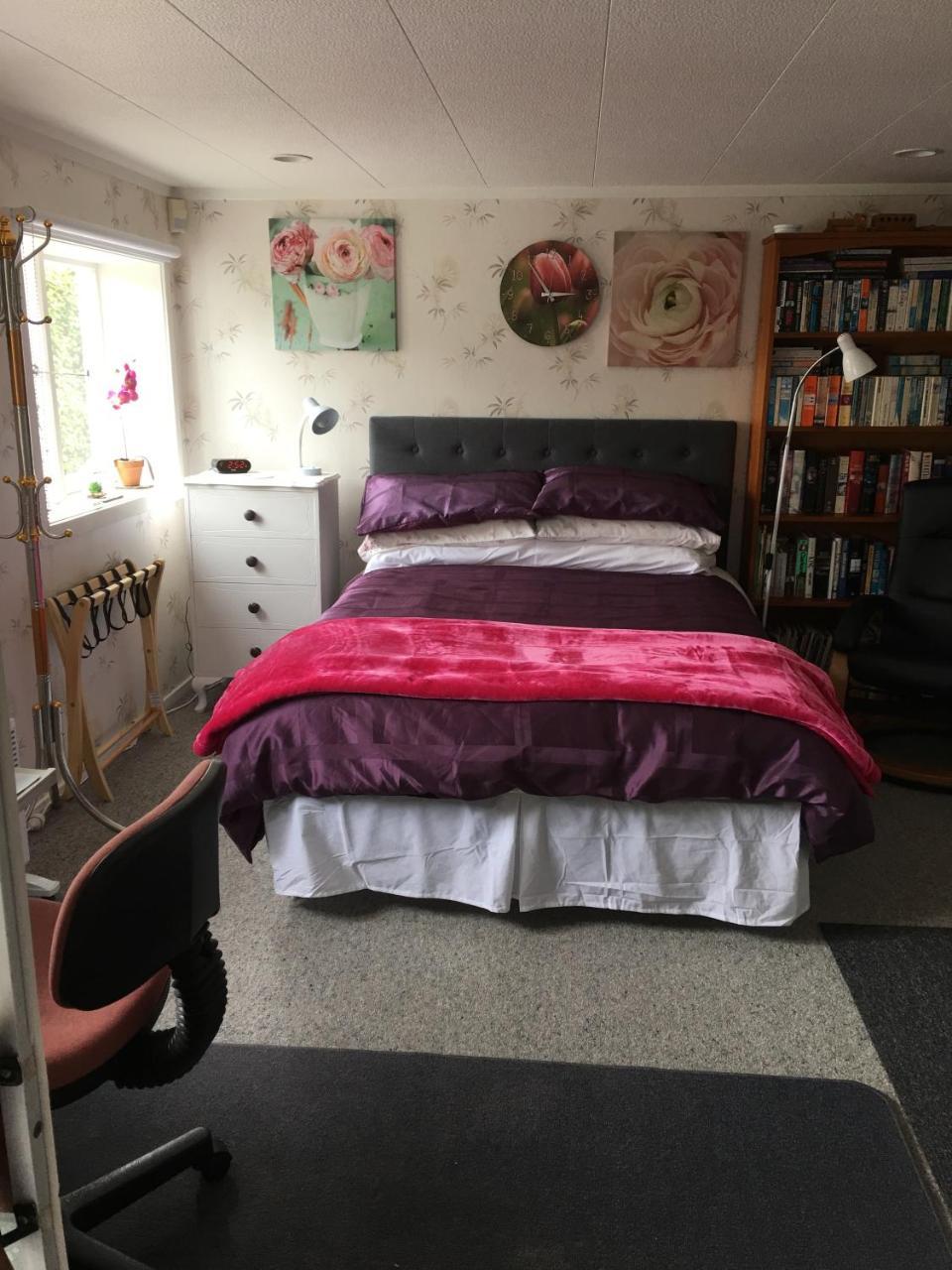 Sharyn'S B & B Dunedin Exterior photo